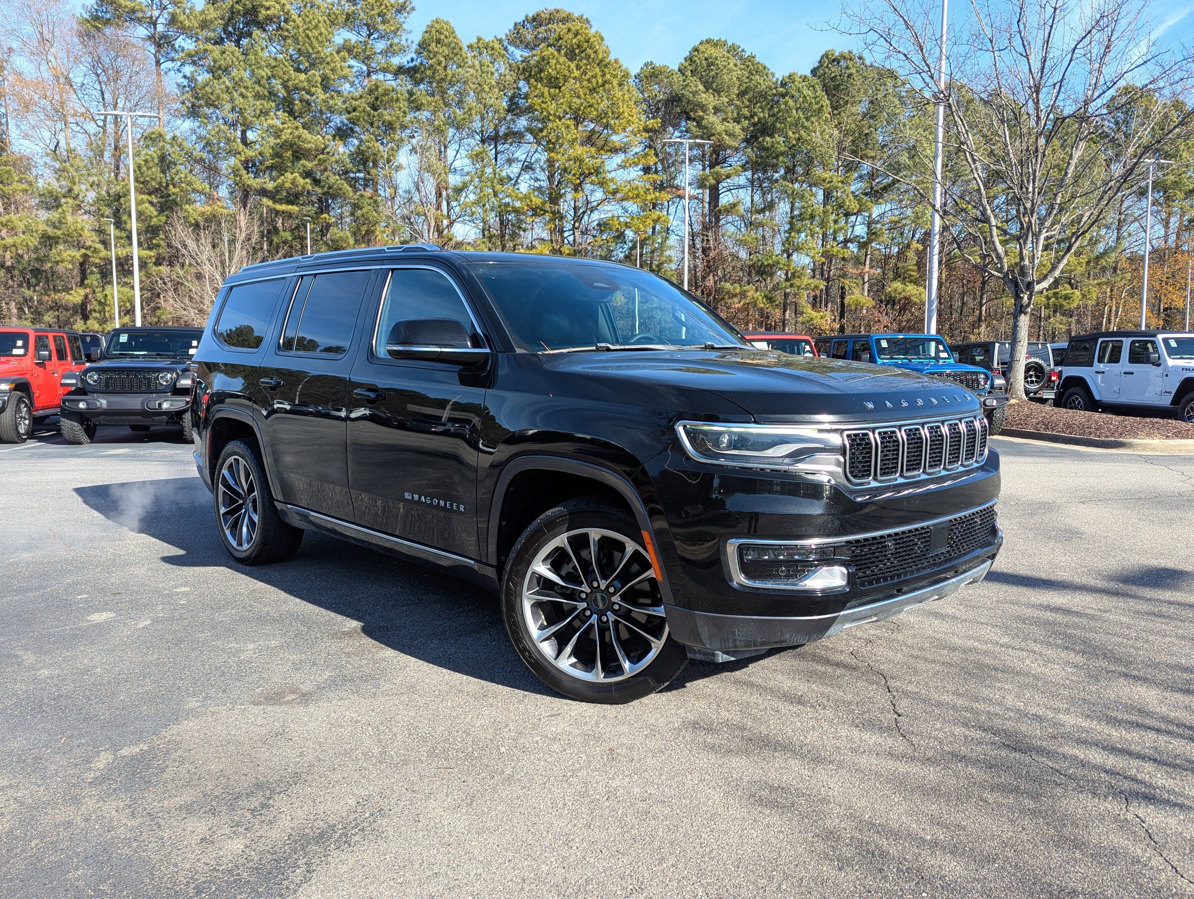 Used 2022 Jeep Wagoneer Series III w/ Premium Group I image 3