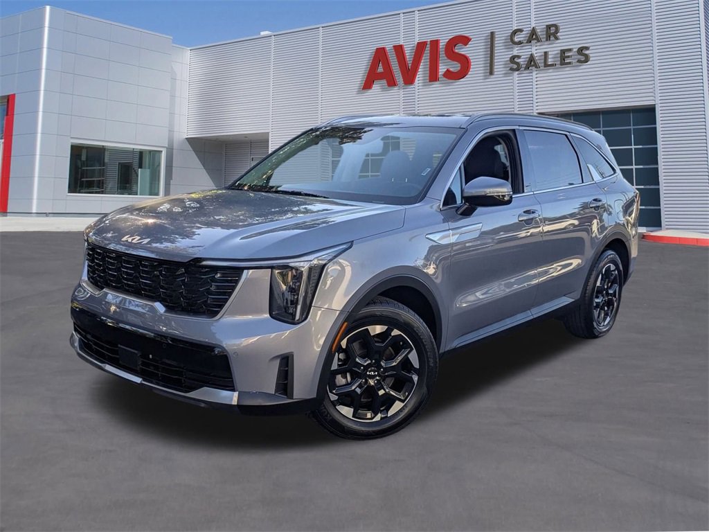 Used 2024 Kia Sorento S image 1