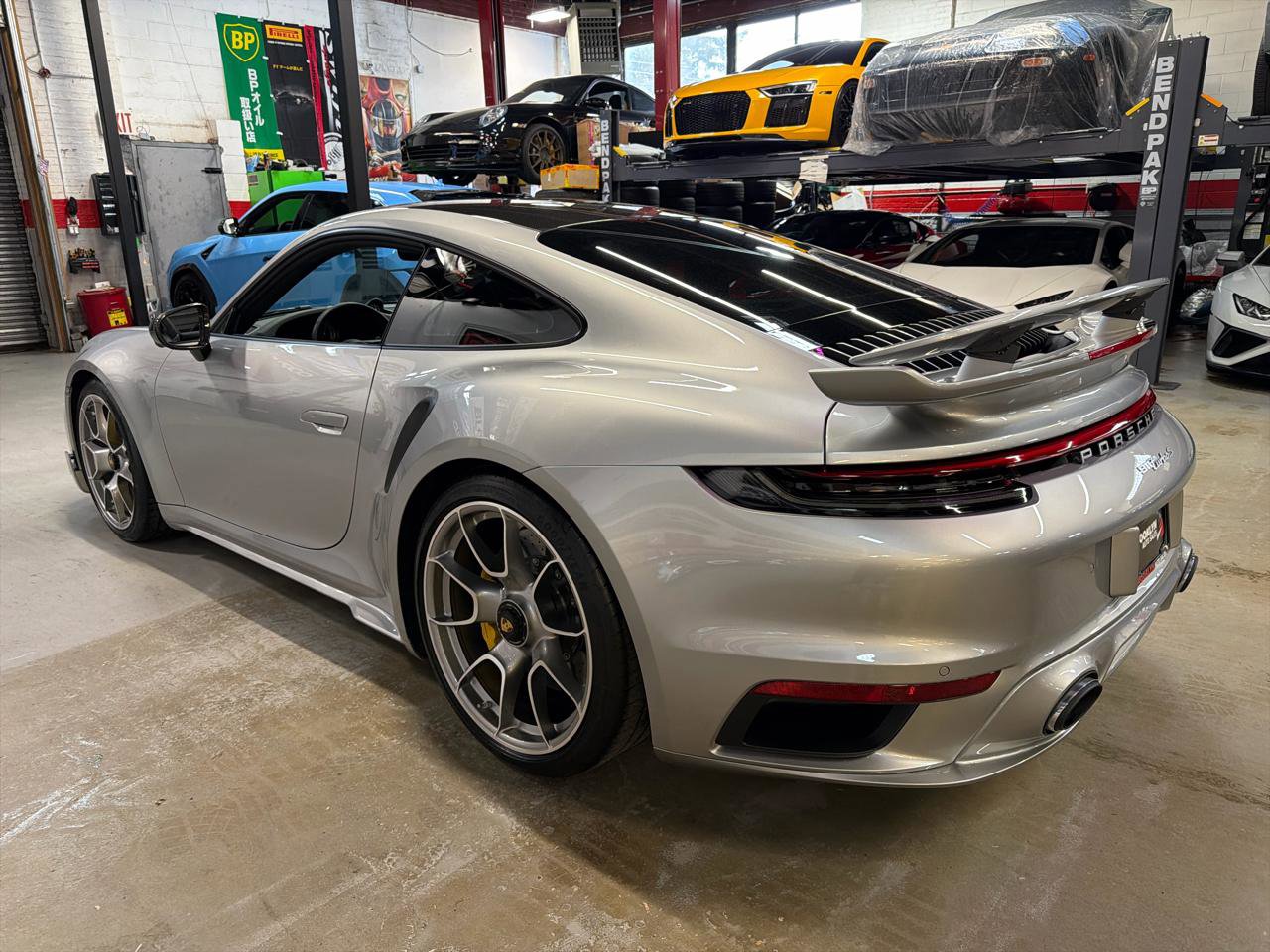 Used 2025 Porsche 911 Turbo S AWD/4WD image 9