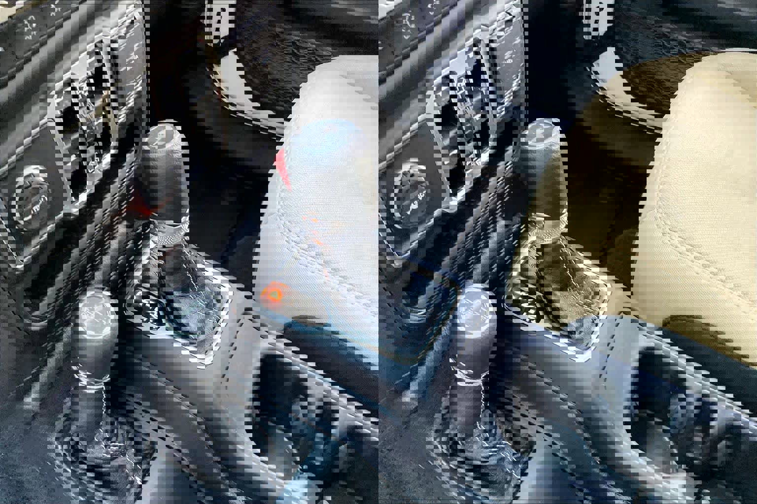 Used 2021 Jeep Wrangler Unlimited Sahara image 15