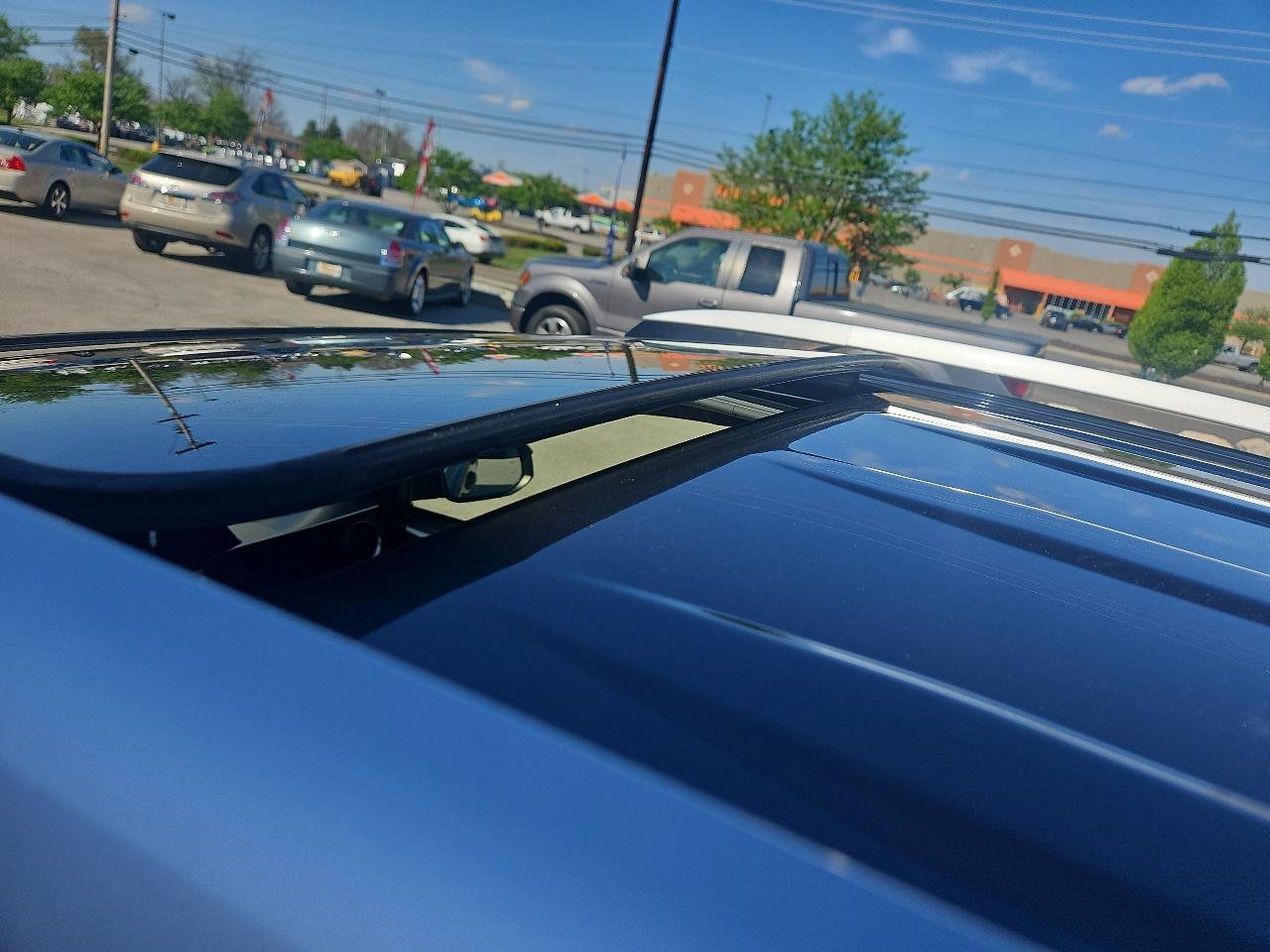 Used 2014 Toyota RAV4 XLE AWD/4WD image 29