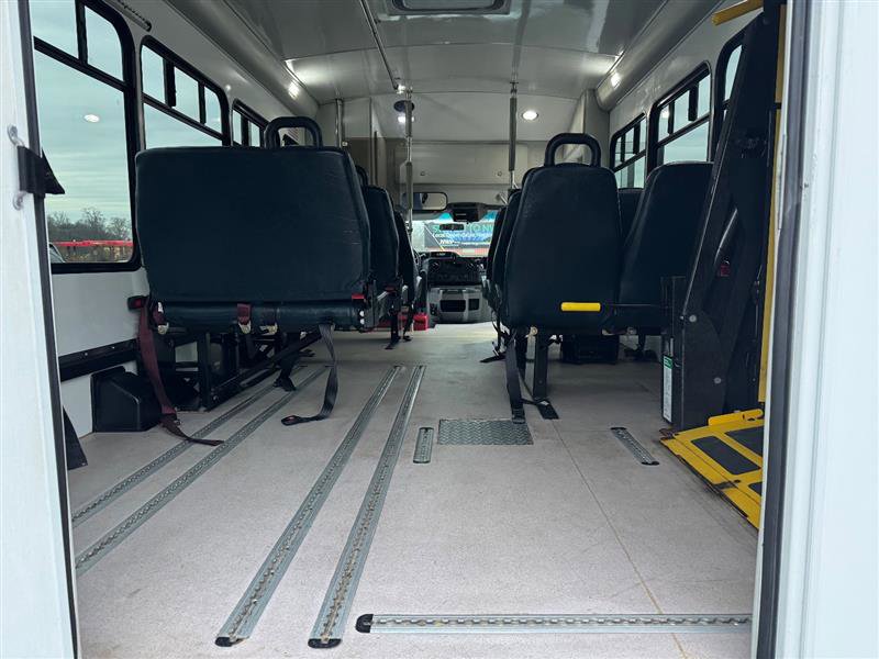 Used 2014 Ford E-450 and Econoline 450 Super Duty w/ Shuttle Bus Prep Package RWD image 39