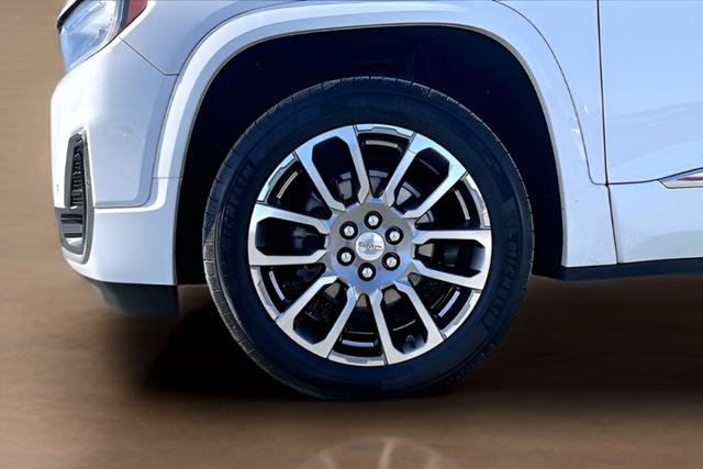 Used 2023 GMC Acadia Denali w/ Denali Technology Package AWD/4WD image 8