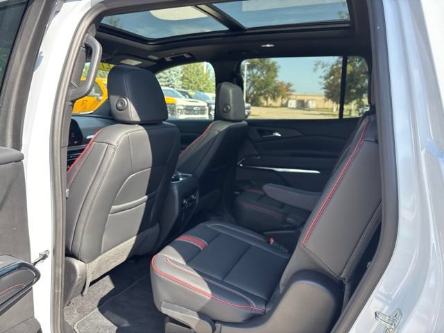 New 2027 Chevrolet Traverse RS AWD/4WD image 21