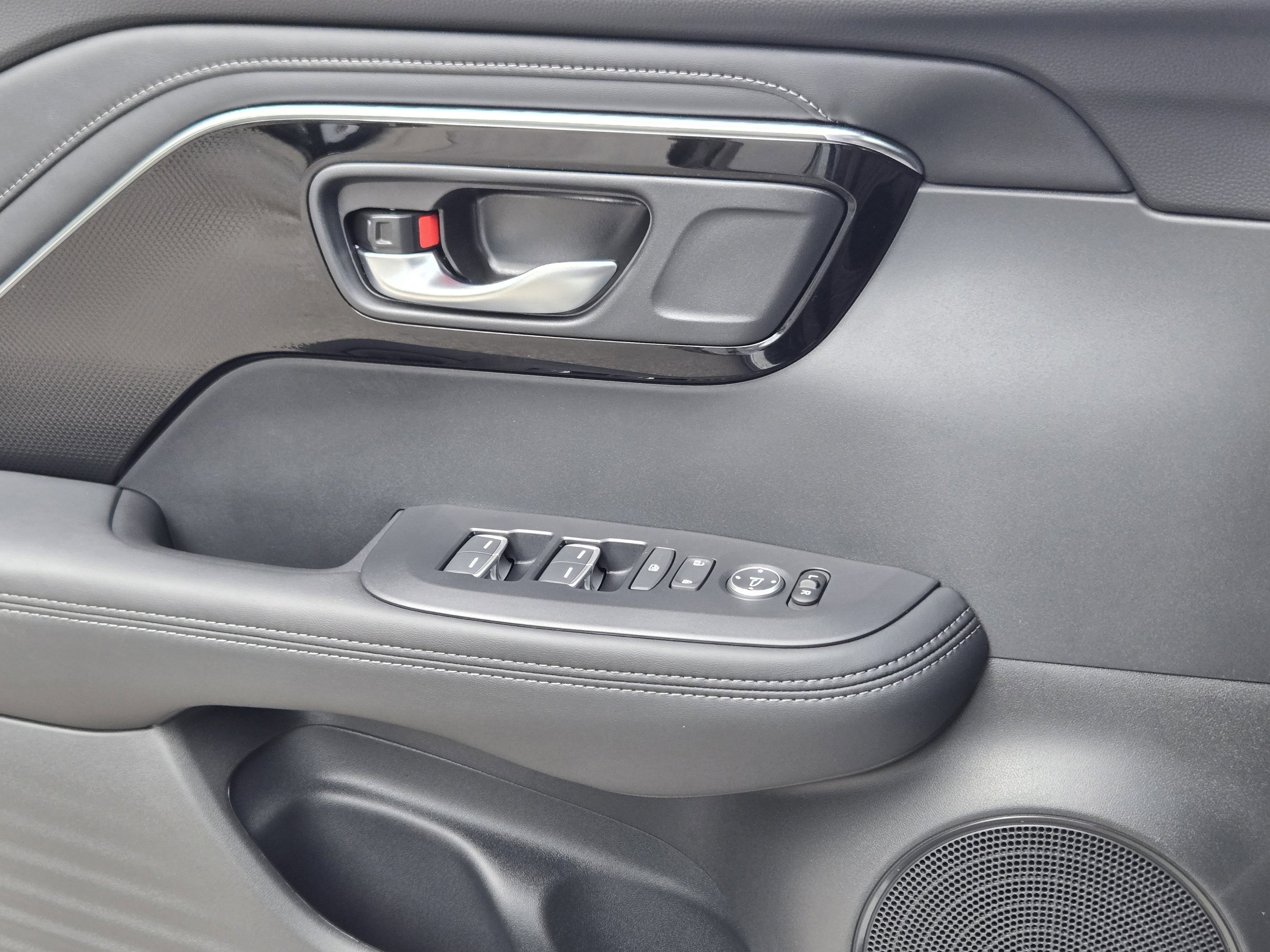 Certified 2025 Acura ADX AWD image 23