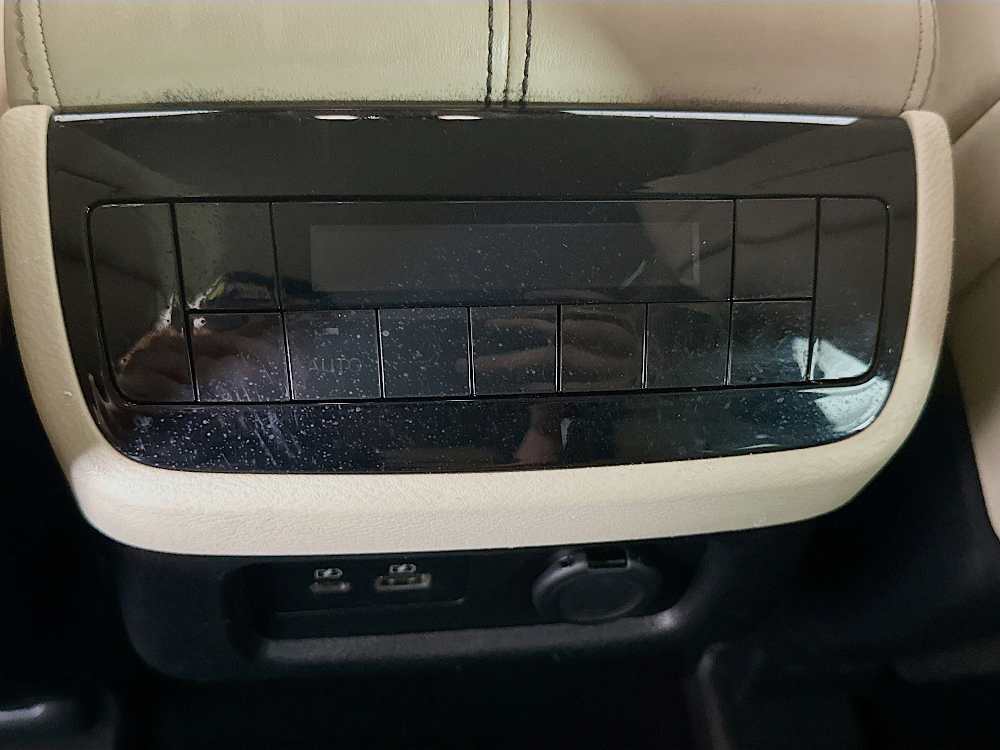 Used 2023 INFINITI QX60 Luxe image 28