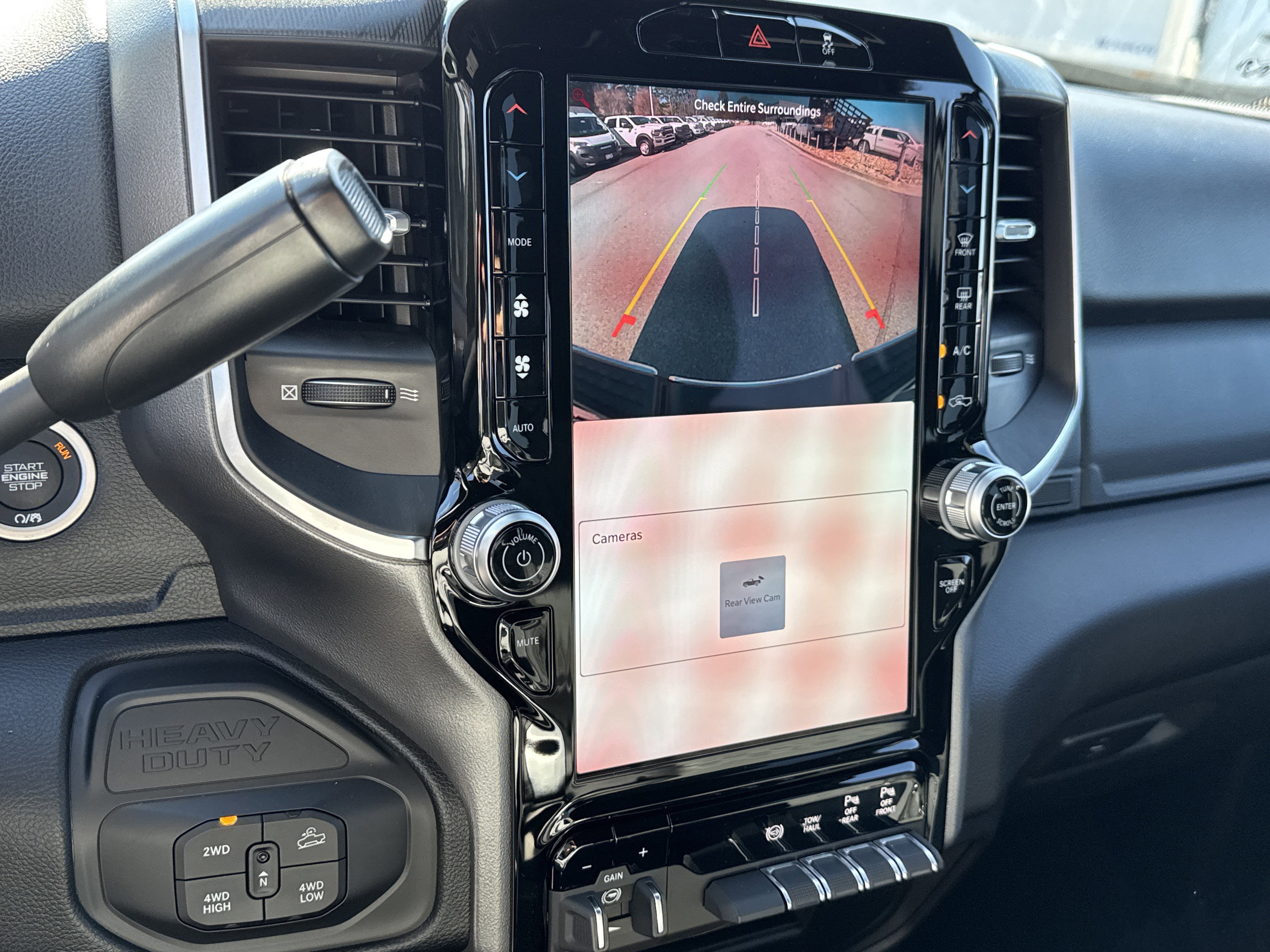 Used 2025 RAM 2500 Big Horn image 33