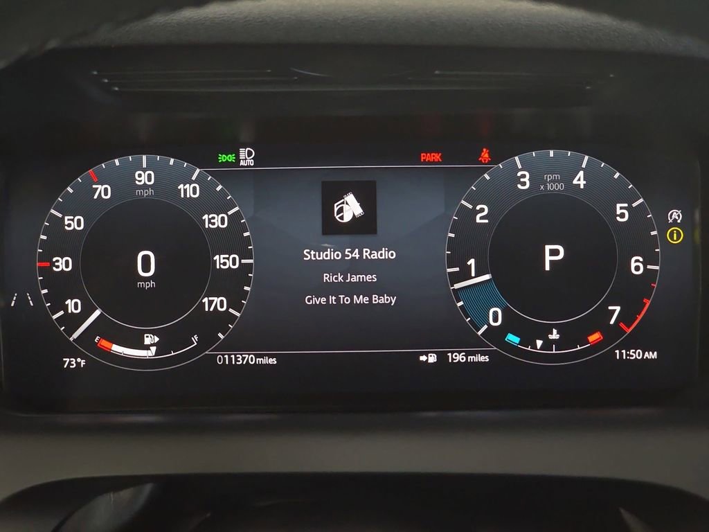 Used 2024 Land Rover Discovery Sport Dynamic SE image 22