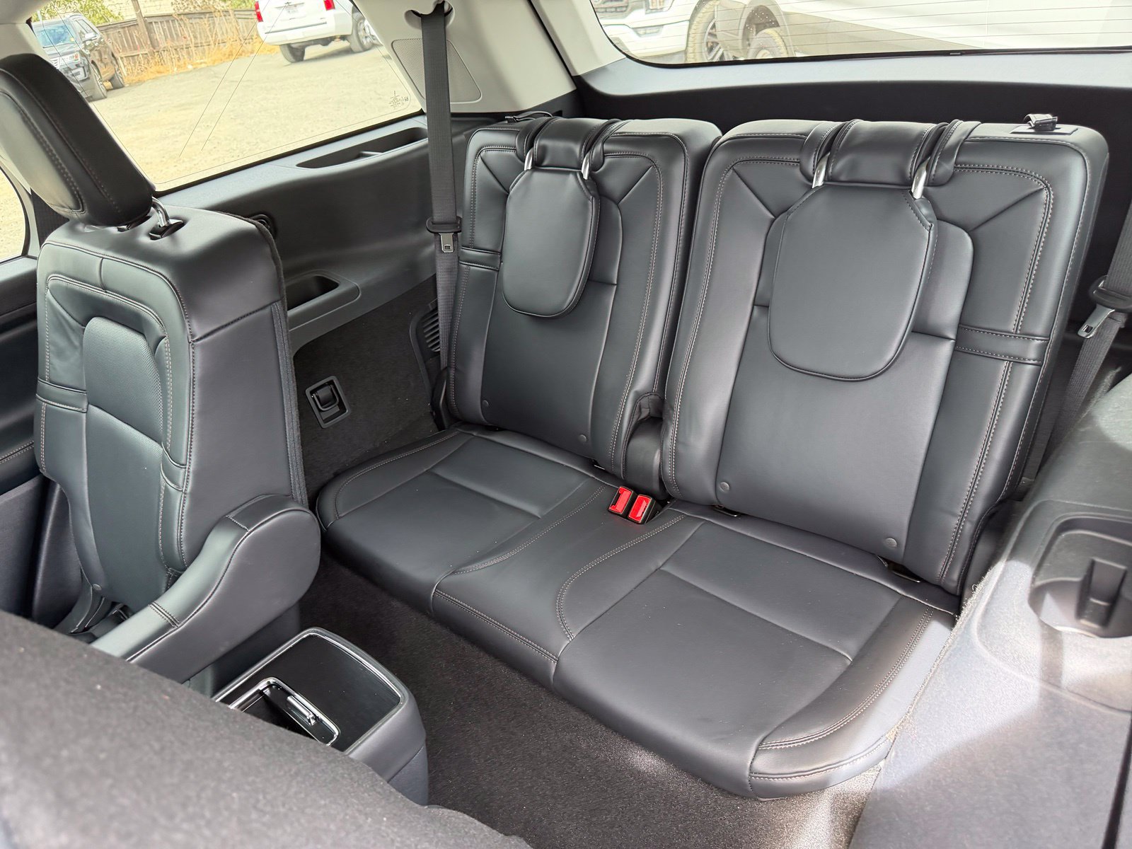Used 2025 Lincoln Aviator Reserve w/ Equipment Group 201A AWD/4WD image 13