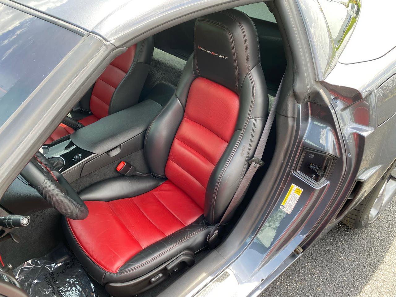 Used 2011 Chevrolet Corvette Grand Sport w/ Preferred Equipment Group RWD image 13