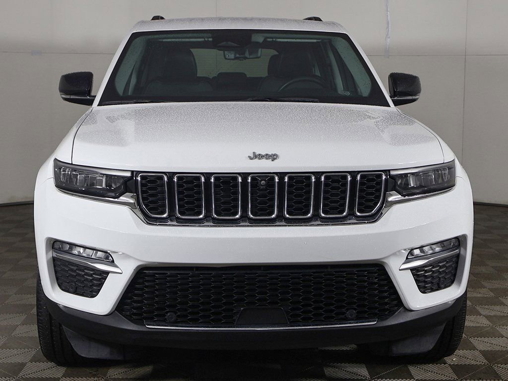 Used 2023 Jeep Grand Cherokee Limited w/ Luxury Tech Group II image 13