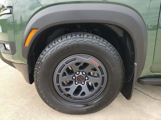 Certified 2025 Nissan Frontier Pro-X image 29