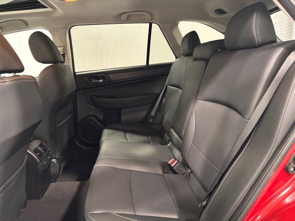 Used 2017 Subaru Outback 2.5i Limited AWD/4WD image 22