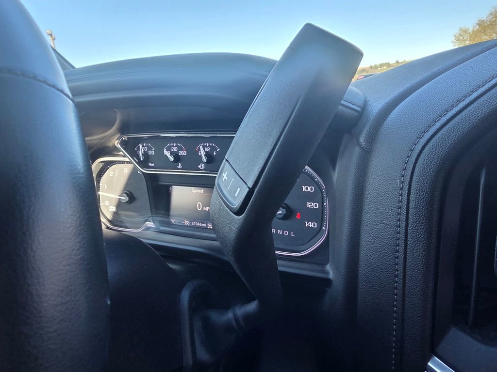 Used 2023 GMC Sierra 3500 SLT w/ SLT Convenience Package AWD/4WD image 21