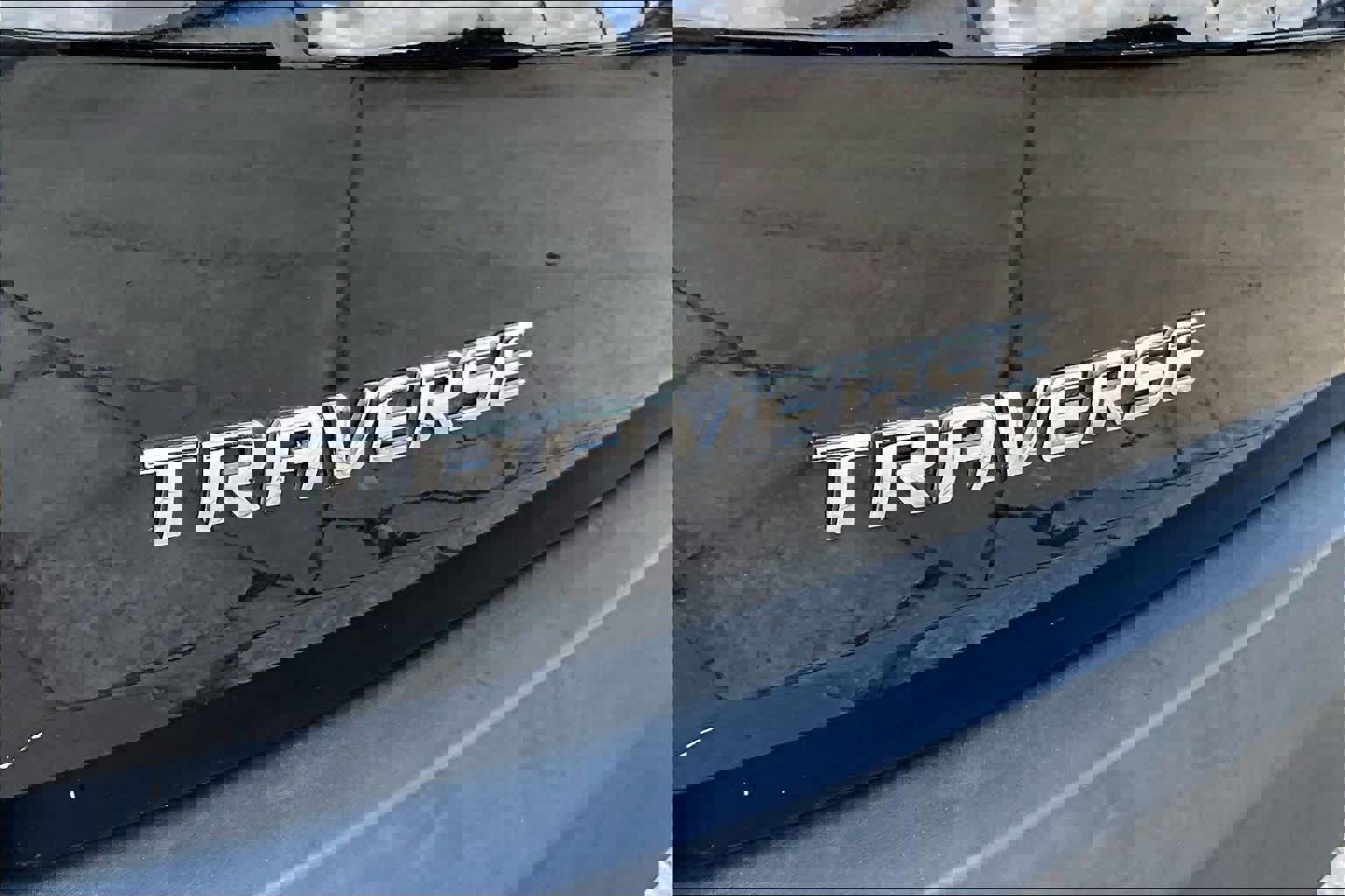 Used 2020 Chevrolet Traverse LS image 29