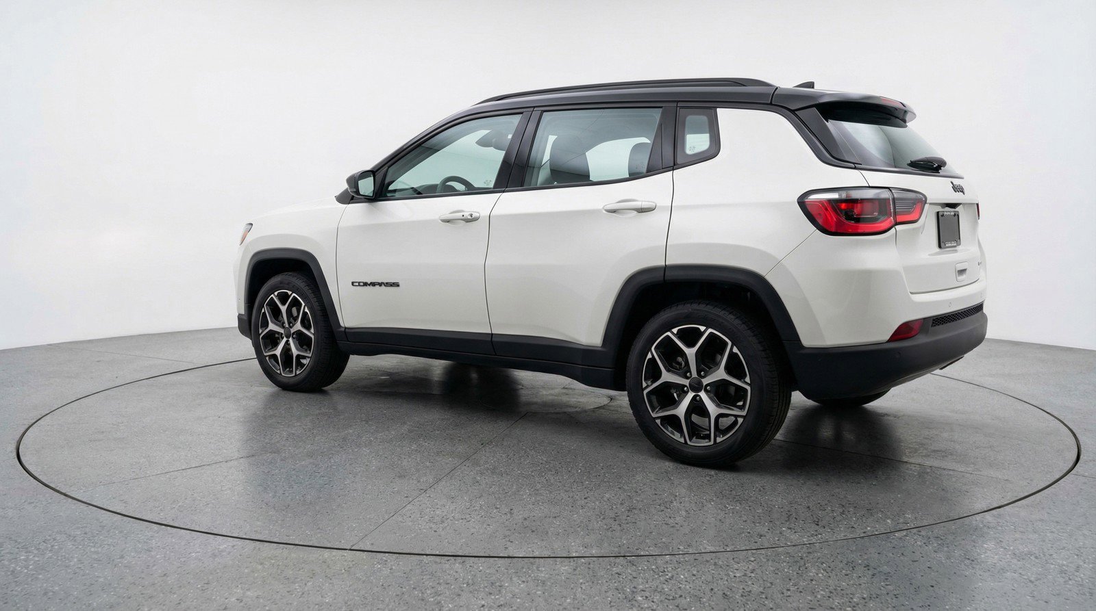 Used 2025 Jeep Compass Limited AWD/4WD image 6