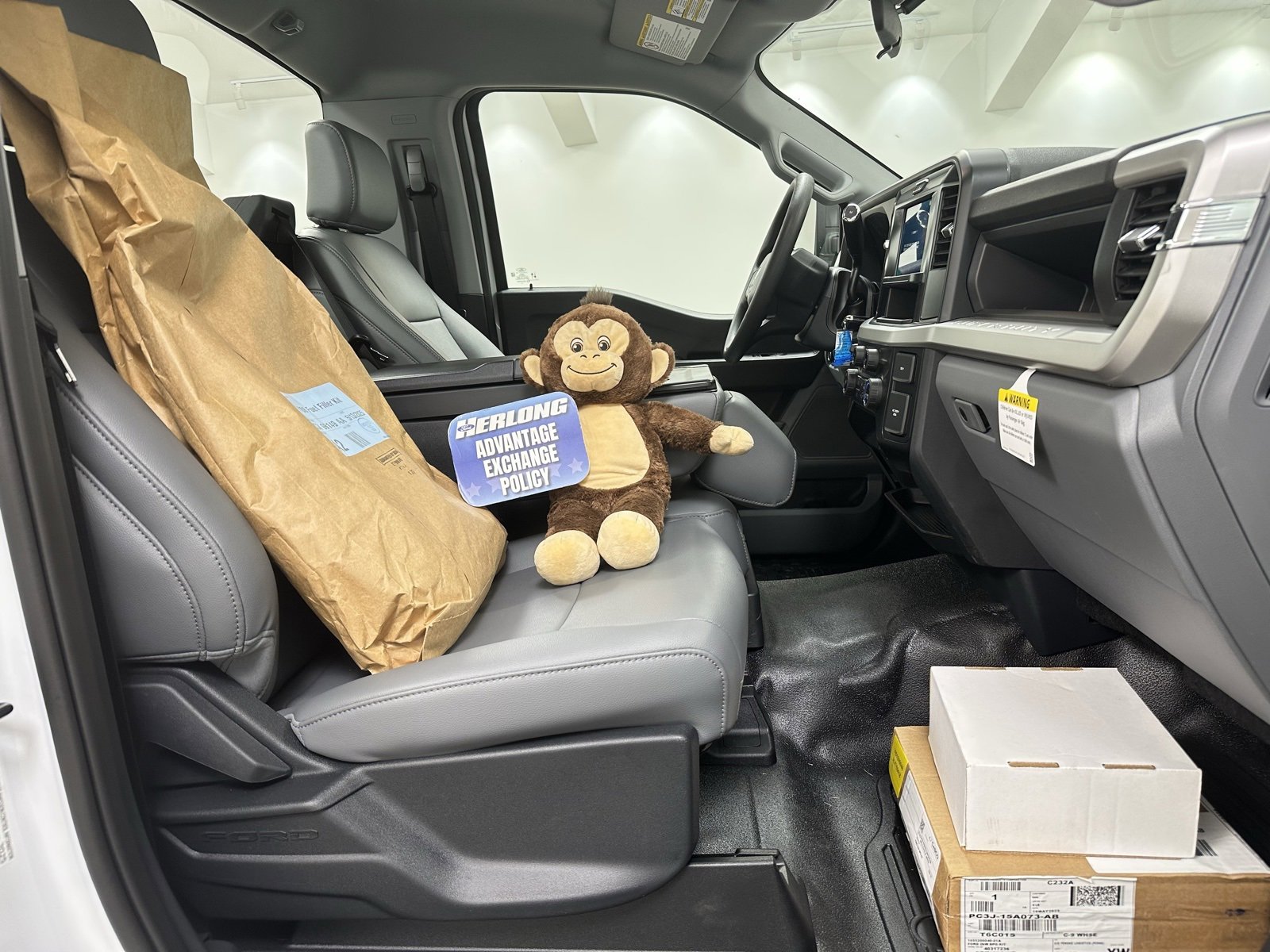 New 2025 Ford F350 XL w/ XL Chrome Package image 10