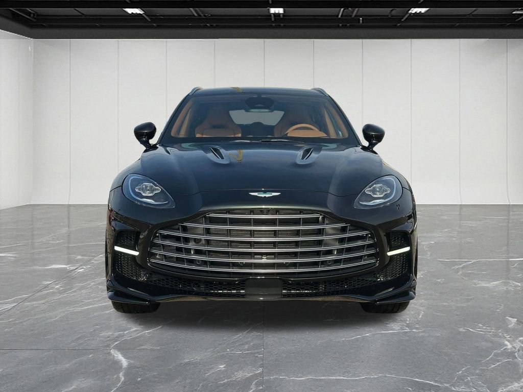 New 2026 Aston Martin DBX 707 image 9