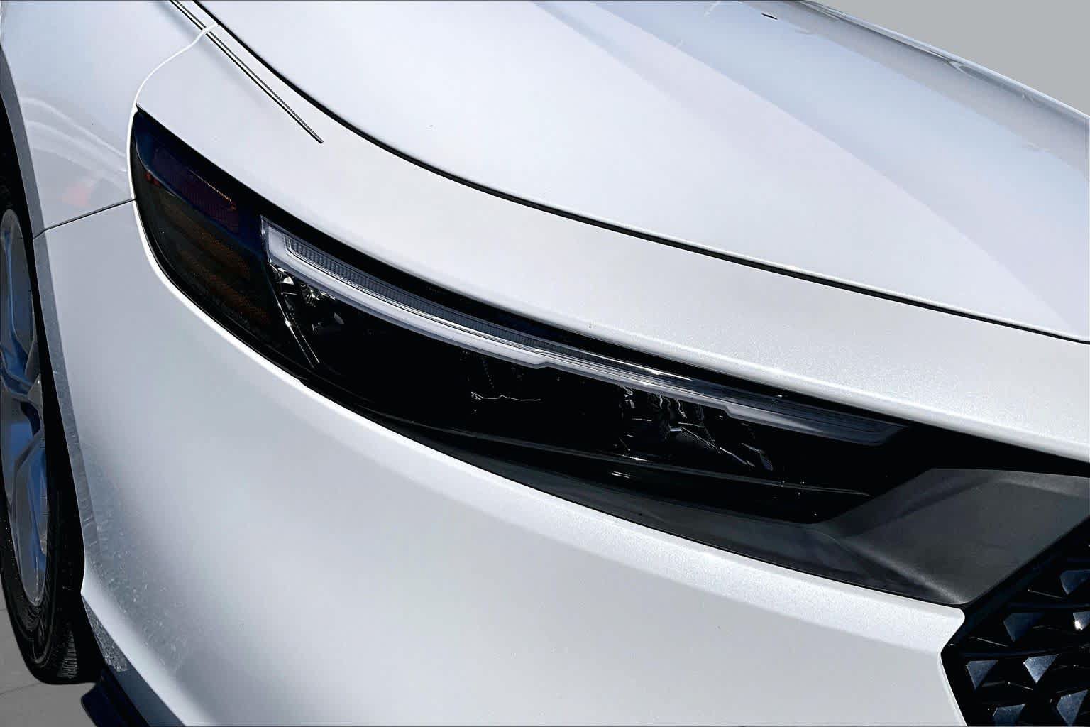 Used 2023 Honda Accord LX image 28