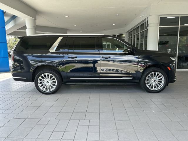 Used 2022 Cadillac Escalade ESV Premium Luxury AWD/4WD image 26