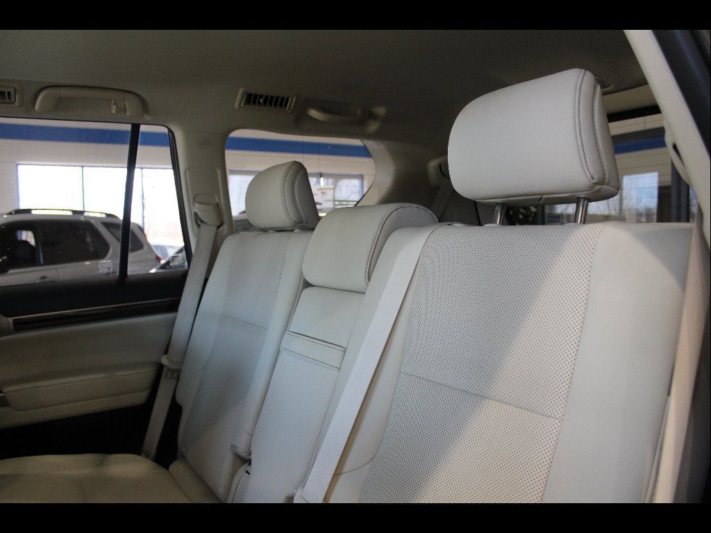 Used 2020 Lexus GX 460 Premium w/ Premium Package image 16