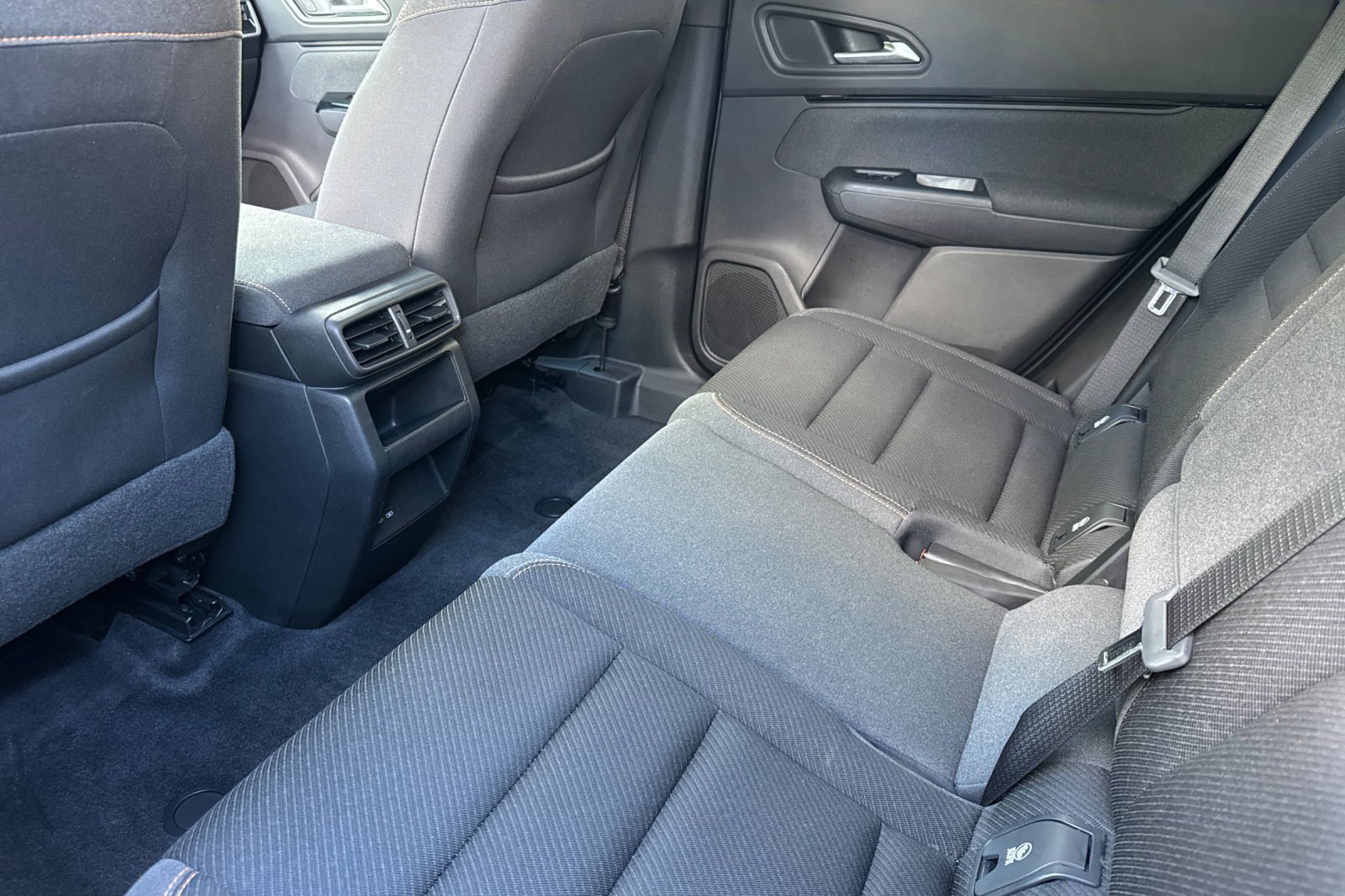 Used 2024 Honda Prologue EX image 30