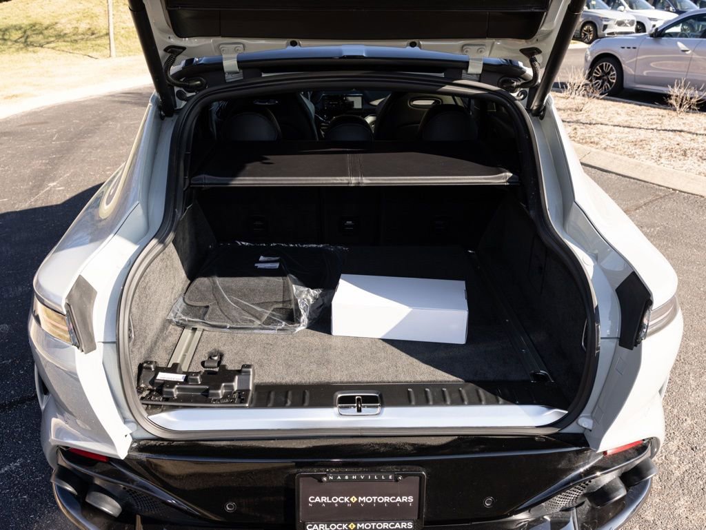 New 2026 Aston Martin DBX 707 image 50