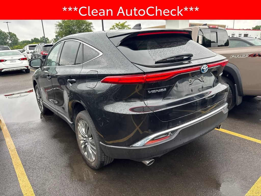 Used 2024 Toyota Venza Limited AWD/4WD image 4