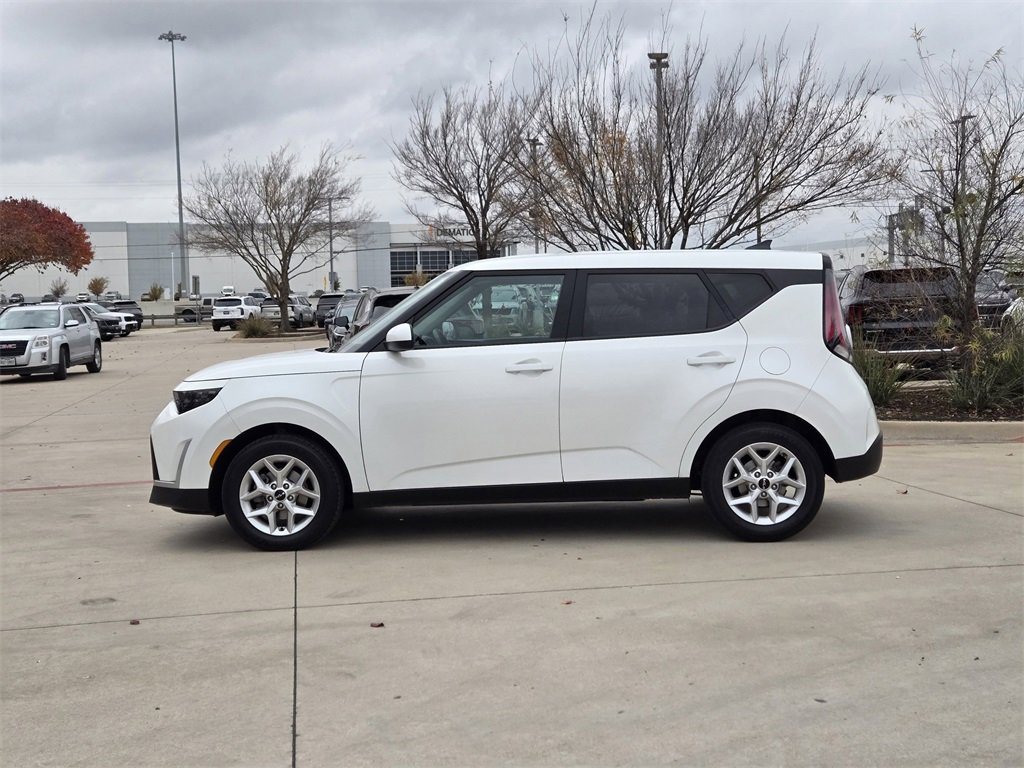 Certified 2023 Kia Soul LX w/ LX Technology Package image 12