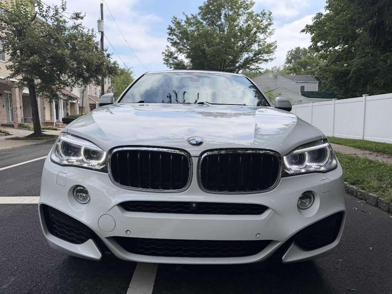 Used 2015 BMW X6 xDrive35i w/ M Sport AWD/4WD image 3