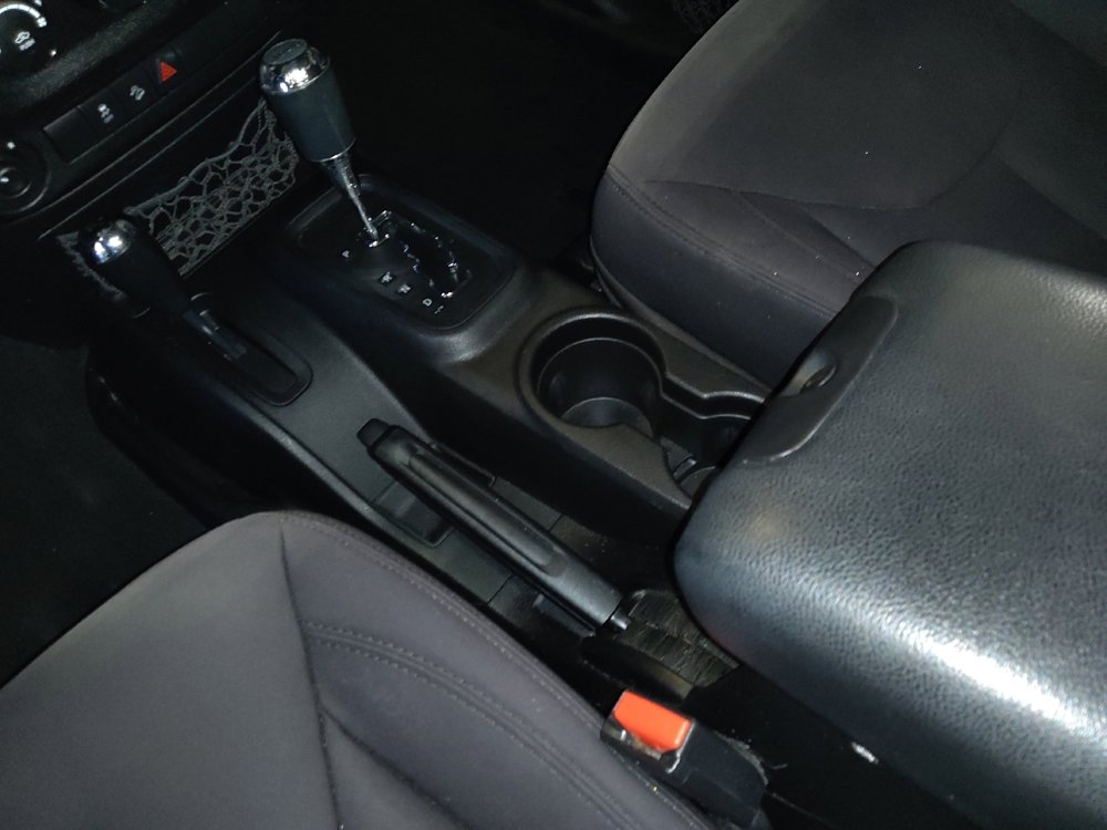 Used 2013 Jeep Wrangler Unlimited Sport image 26