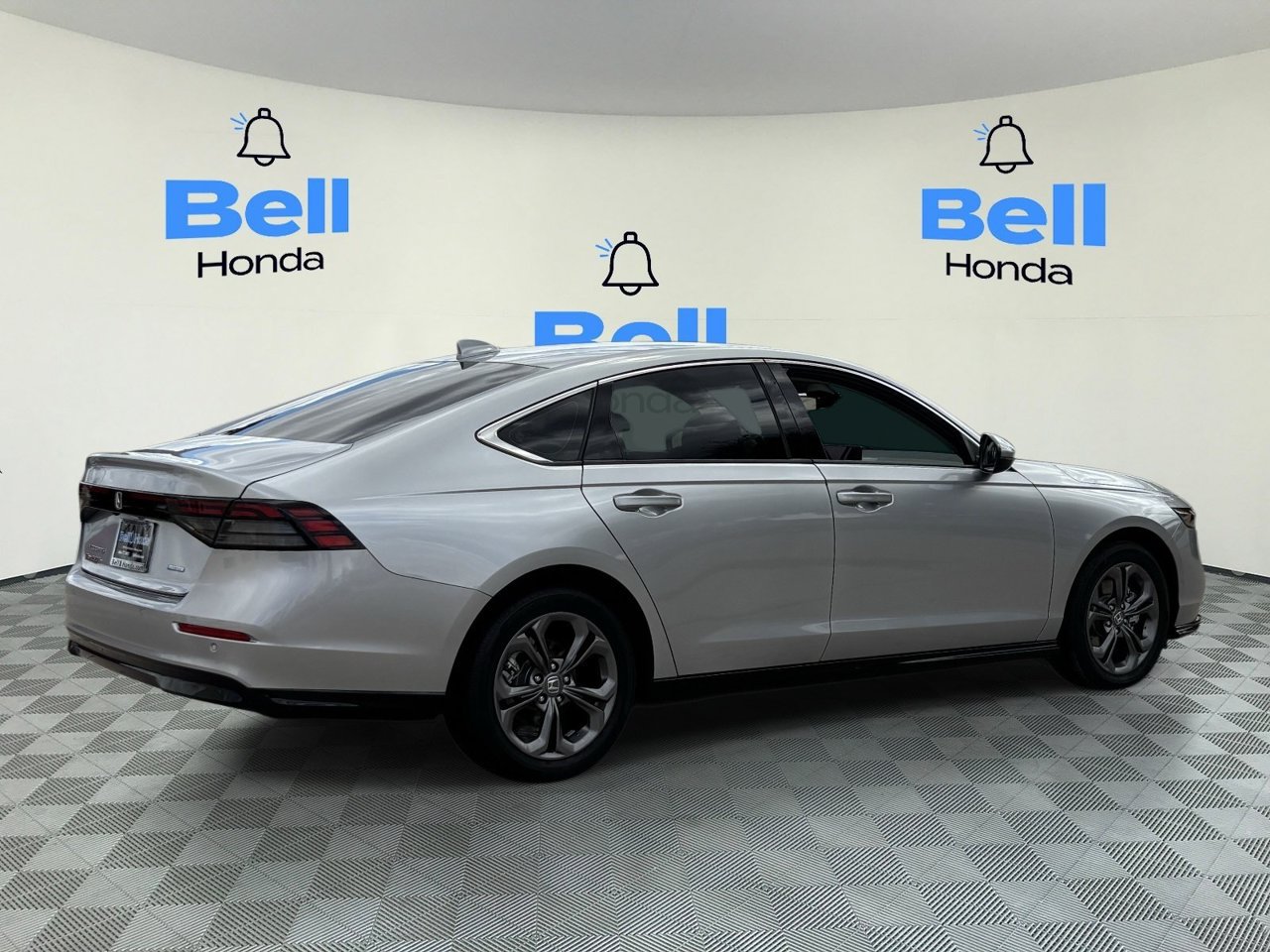 Certified 2025 Honda Accord EX-L image 3