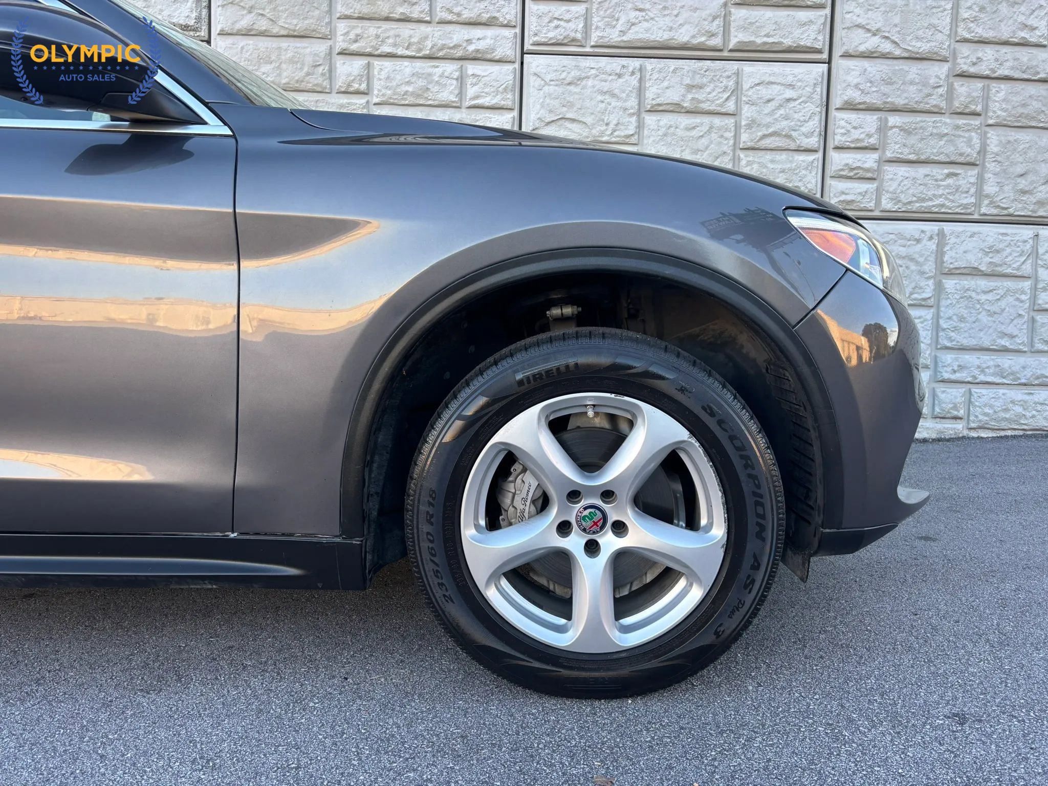 Used 2020 Alfa Romeo Stelvio image 11