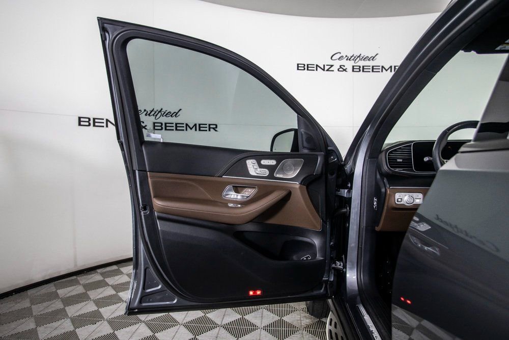 Used 2024 Mercedes-Benz GLS 63 AMG GLS 63 AMG image 22