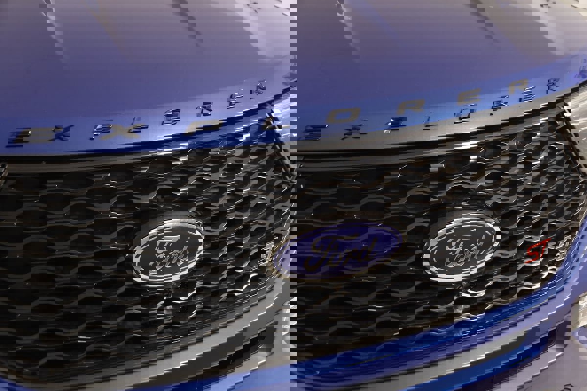 Used 2020 Ford Explorer ST w/ Premium Technology Package image 19