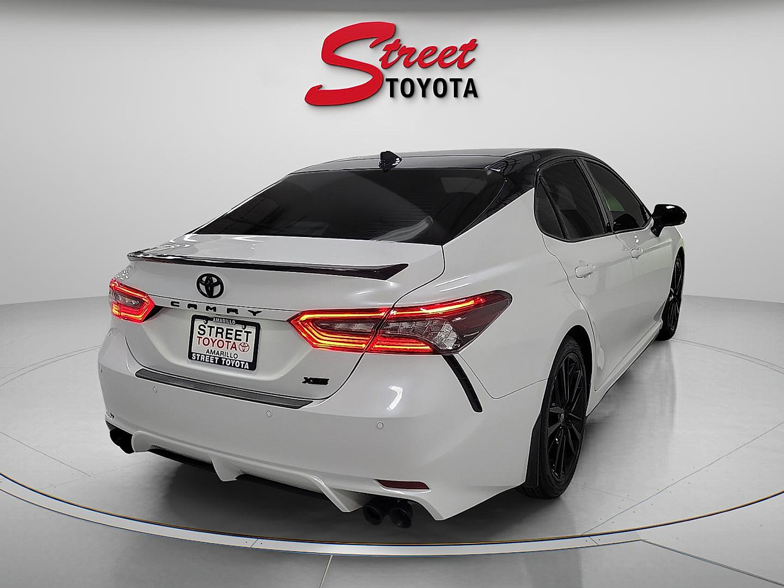 Certified 2023 Toyota Camry XSE w/ Navigation Package FWD image 4