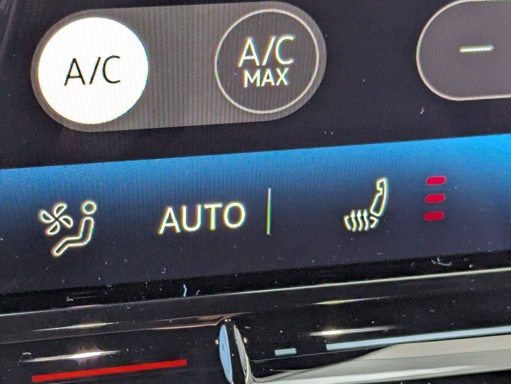 New 2026 Volkswagen ID.4 Pro AWD/4WD image 21