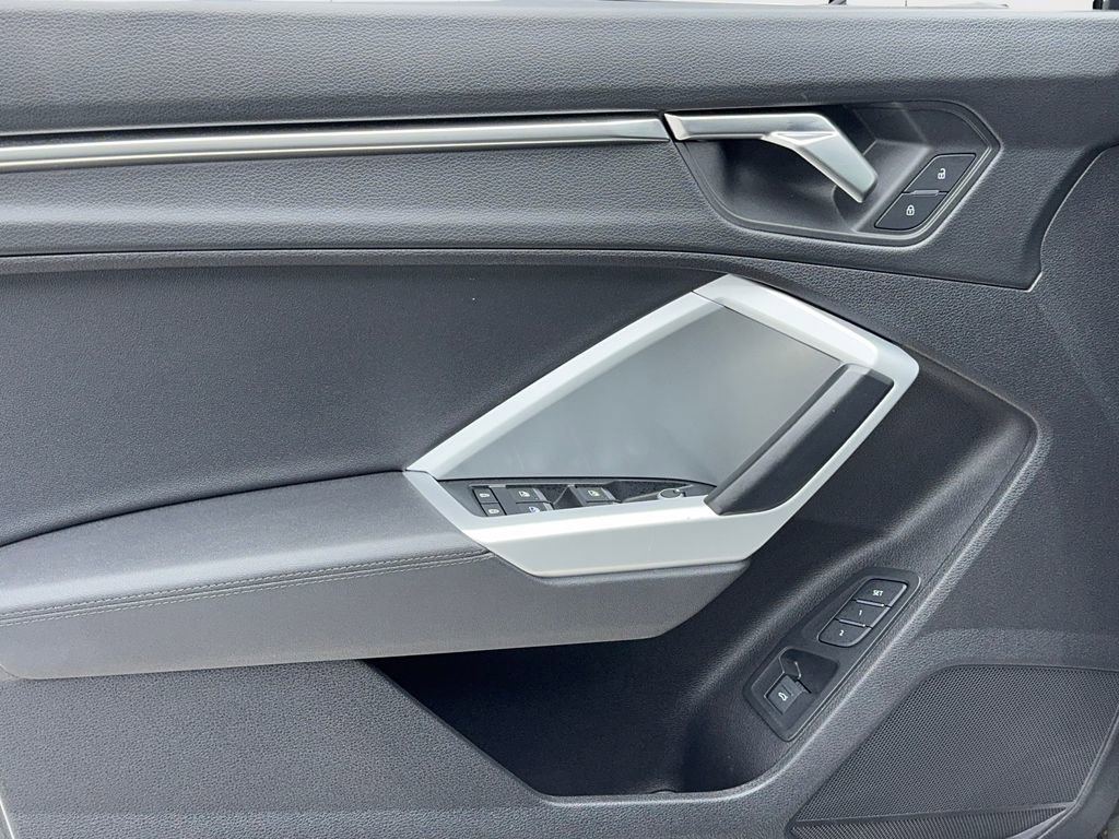 Used 2022 Audi Q3 2.0T Premium image 38