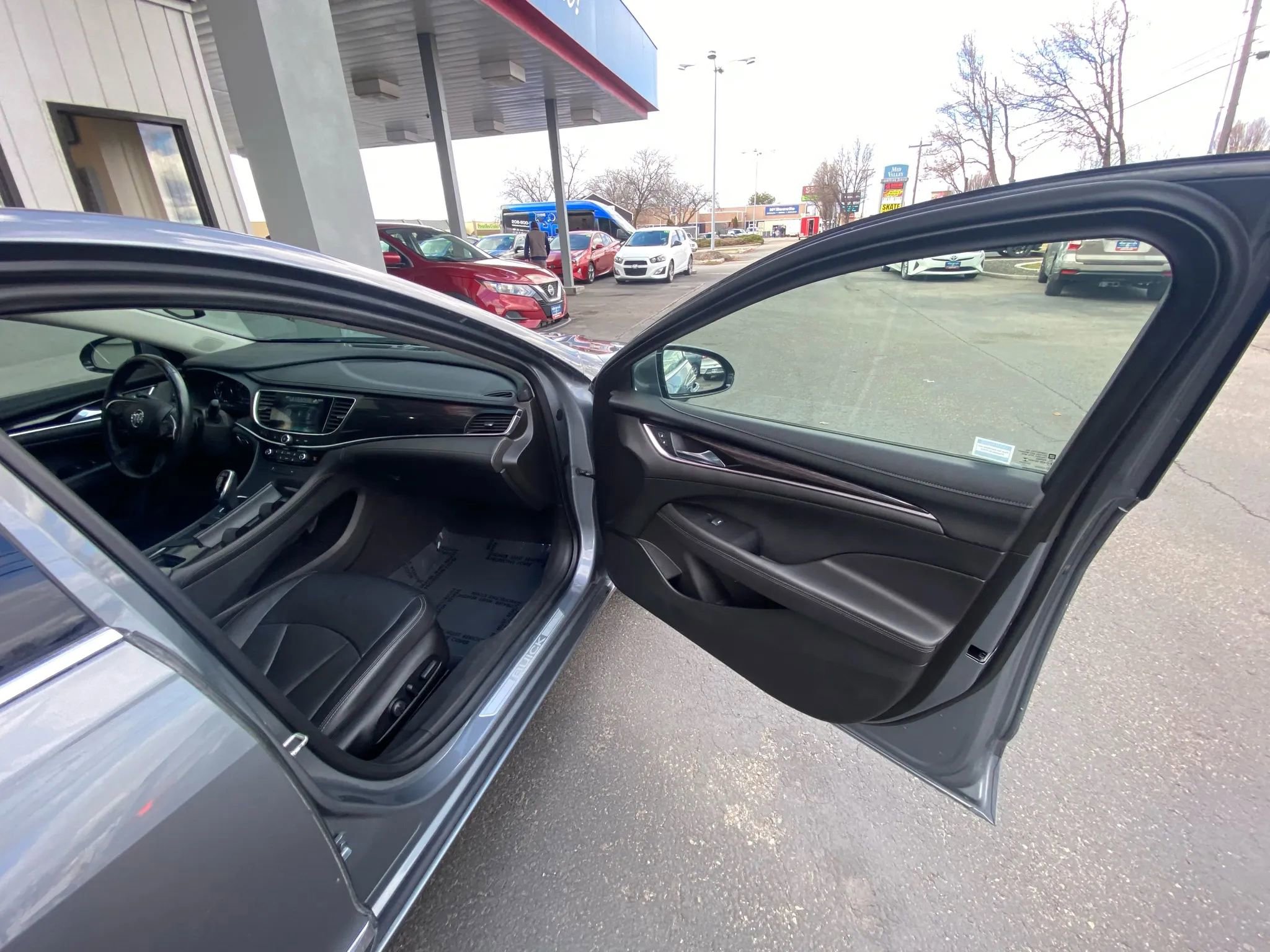 Used 2018 Buick LaCrosse Essence image 26