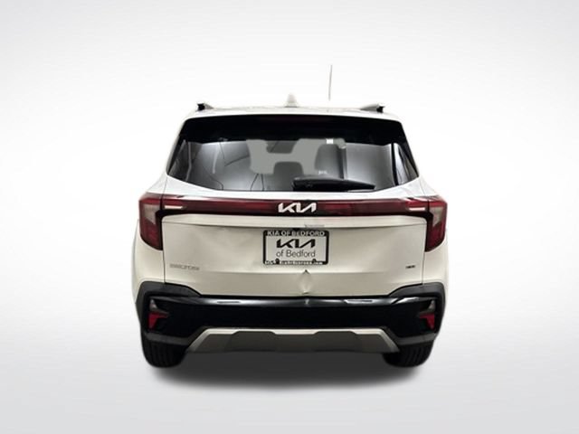 Certified 2024 Kia Seltos S AWD/4WD image 6