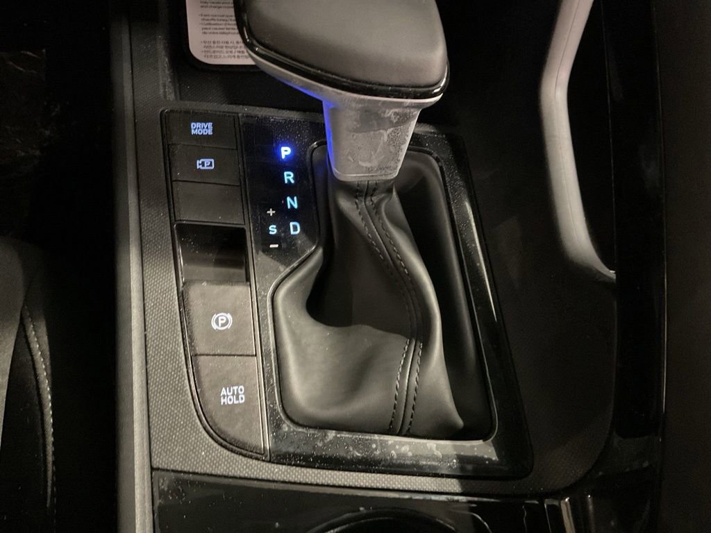 New 2026 Hyundai Elantra SEL Sport Premium FWD image 17