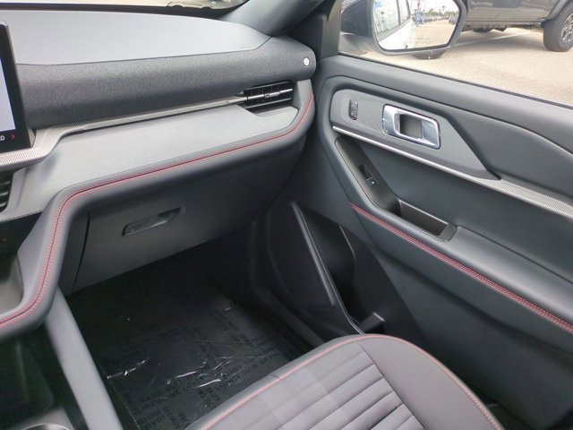 New 2026 Ford Explorer ST-Line image 17