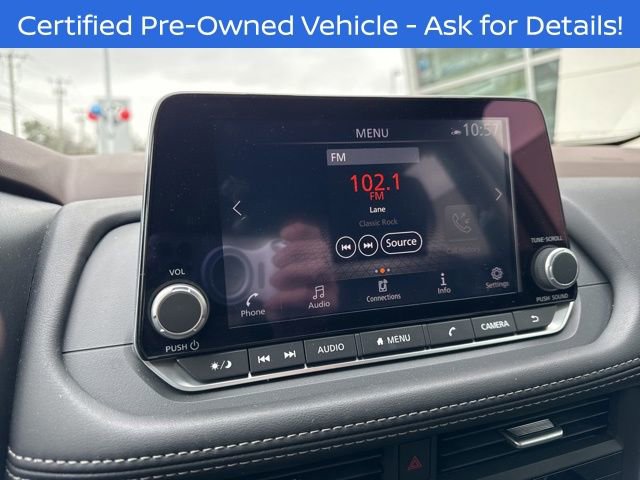 Used 2023 Nissan Rogue SV w/ SV Premium B Package image 13