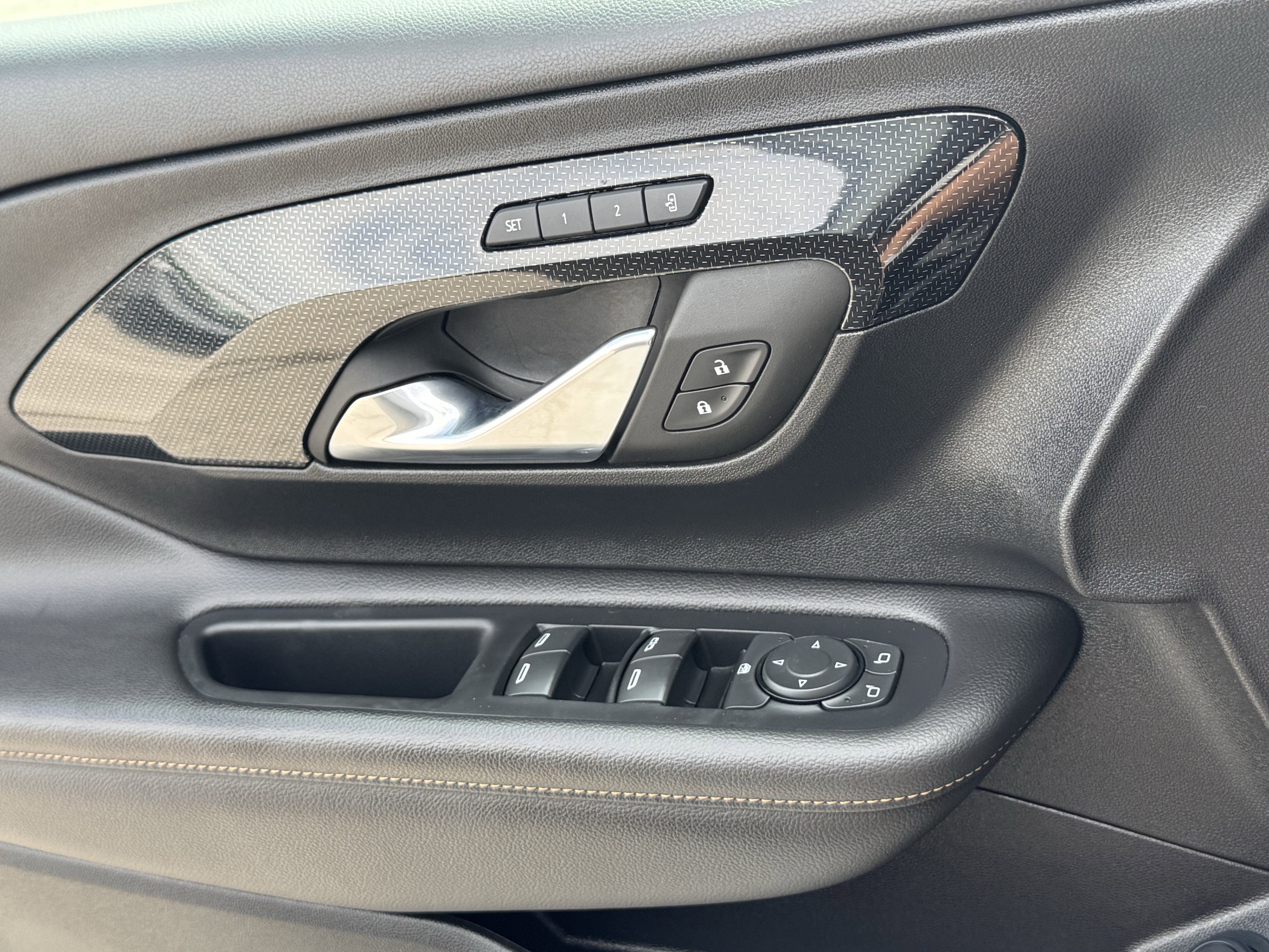 Used 2023 GMC Terrain AT4 image 26