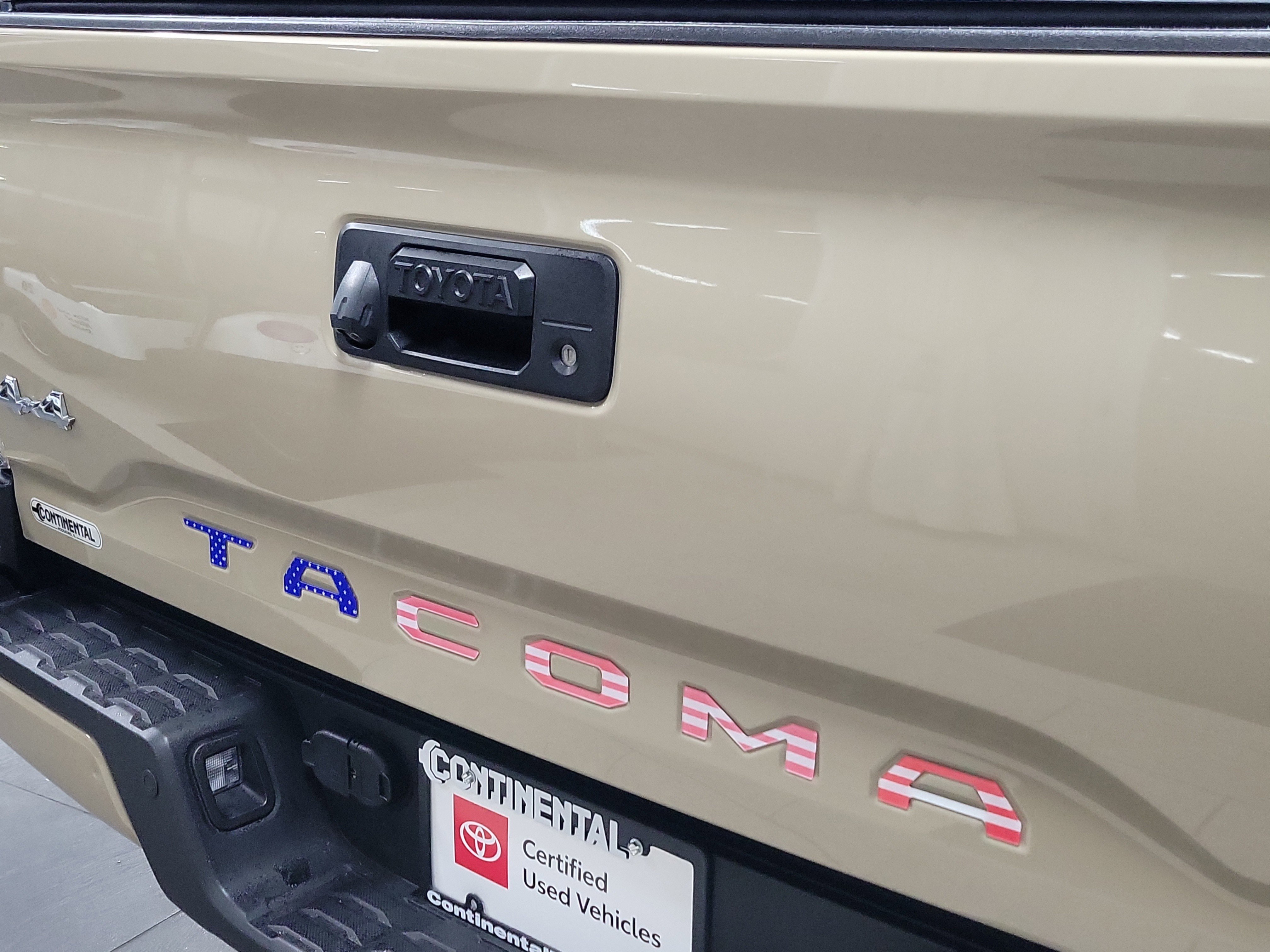 Certified 2020 Toyota Tacoma Limited image 7