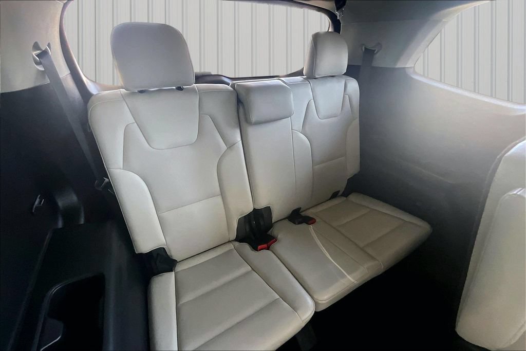 Used 2022 Kia Telluride EX w/ EX Premium Package AWD/4WD image 22
