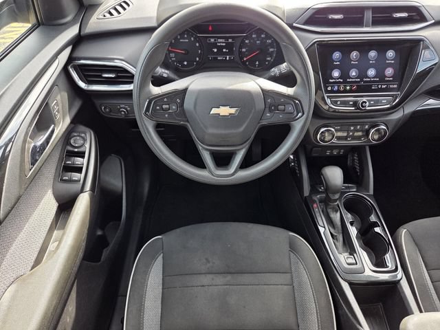 Certified 2023 Chevrolet TrailBlazer LT w/ Convenience Package FWD image 14