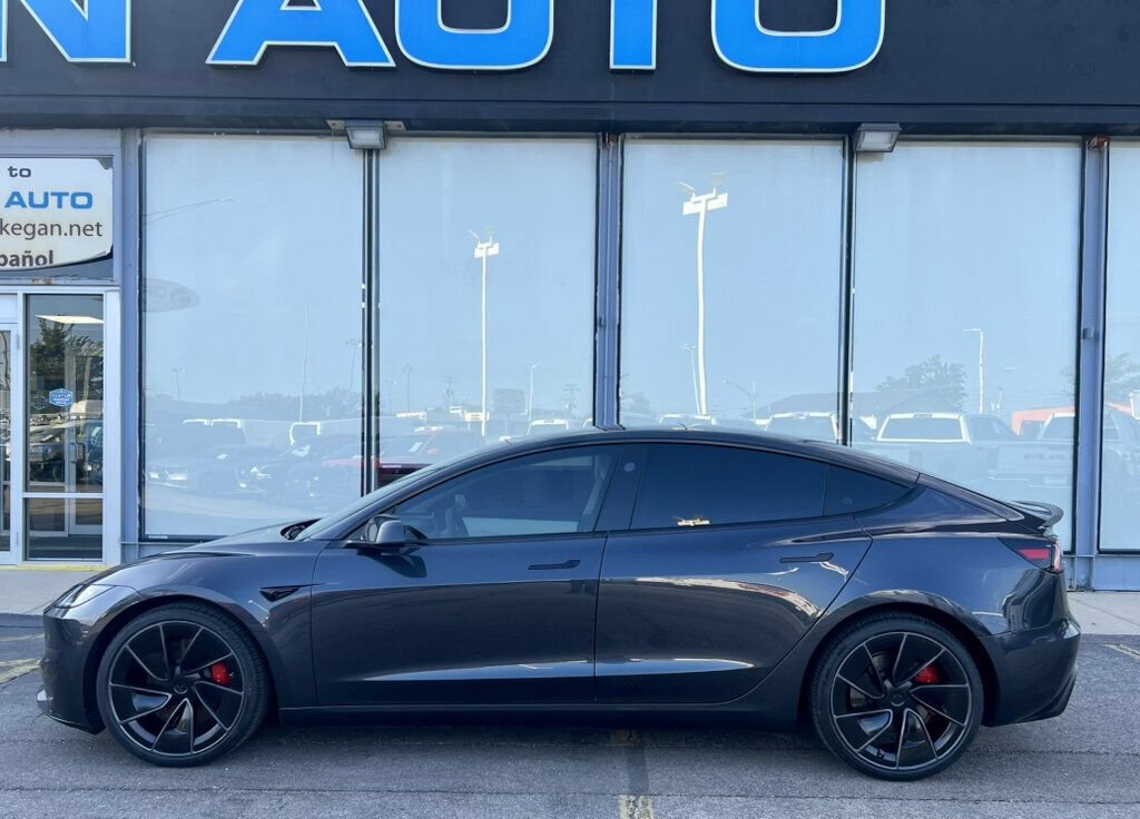 Used 2024 Tesla Model 3 Performance AWD/4WD image 2