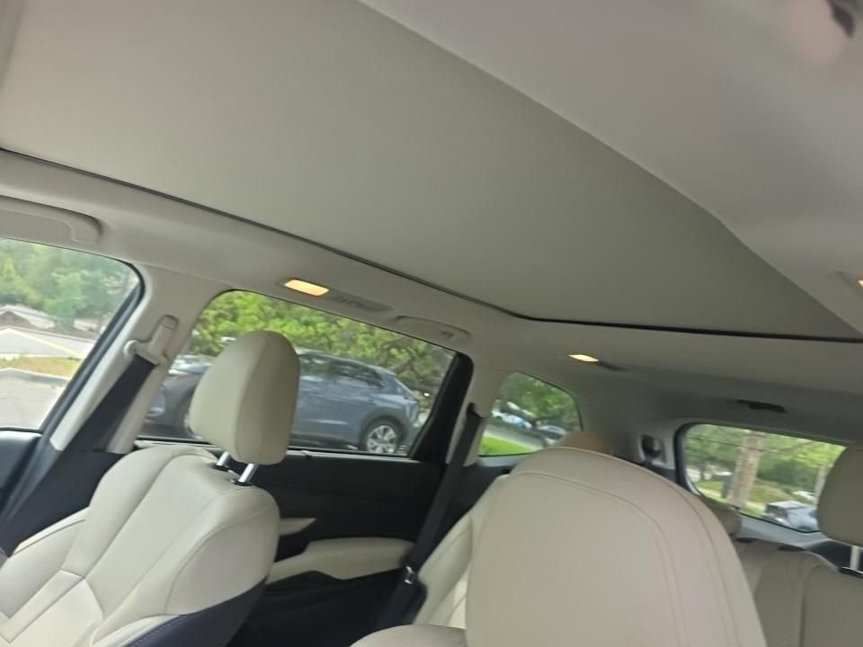Used 2023 Subaru Ascent Limited w/ Technology Package image 4