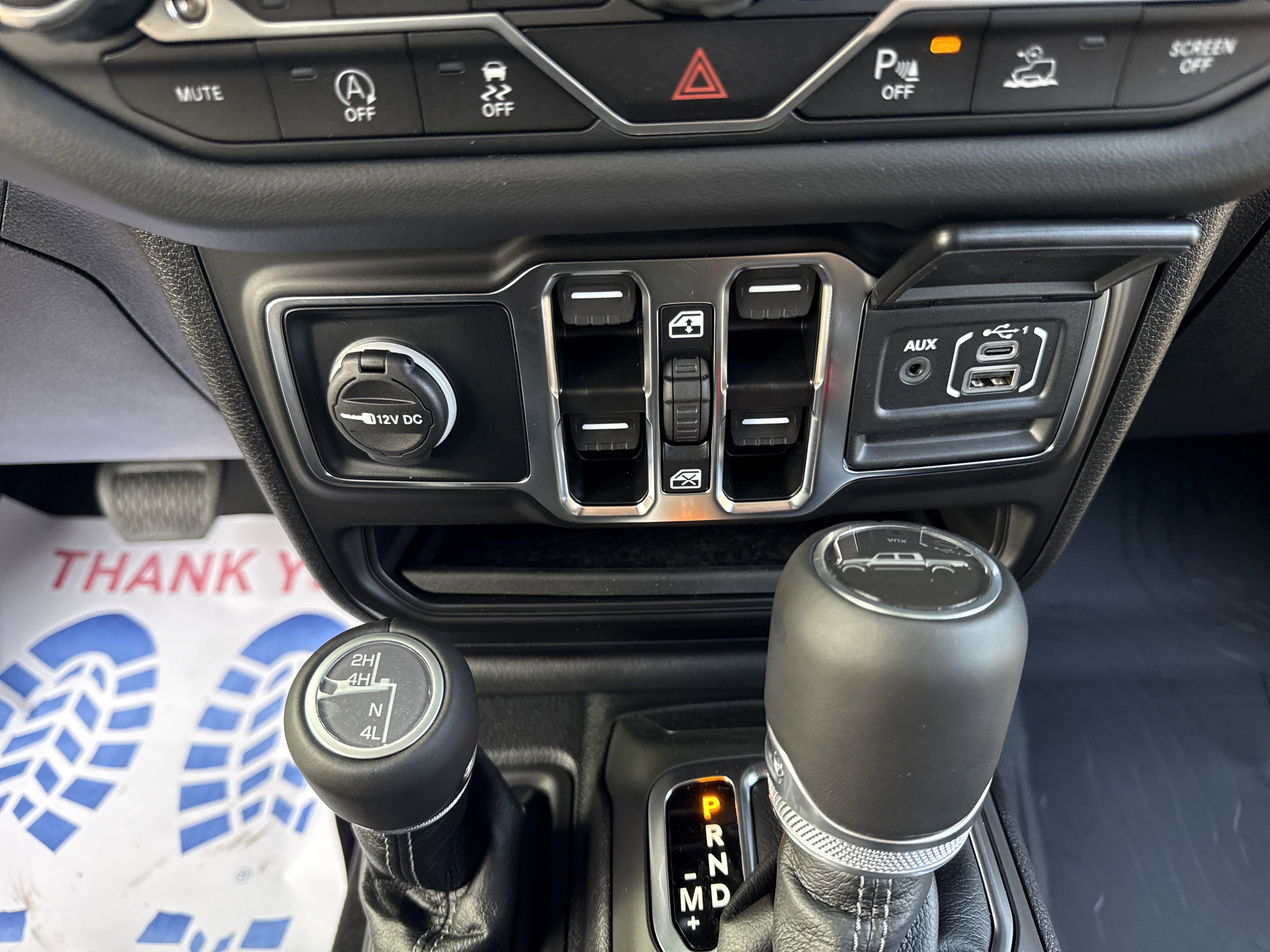 New 2025 Jeep Gladiator Sport w/ Premium Package image 24